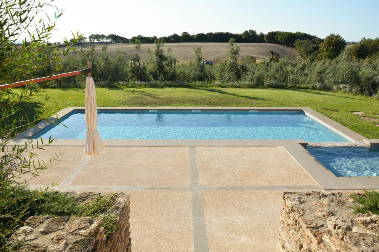 Agriturismo Casale Bonaparte Cellere Exterior photo